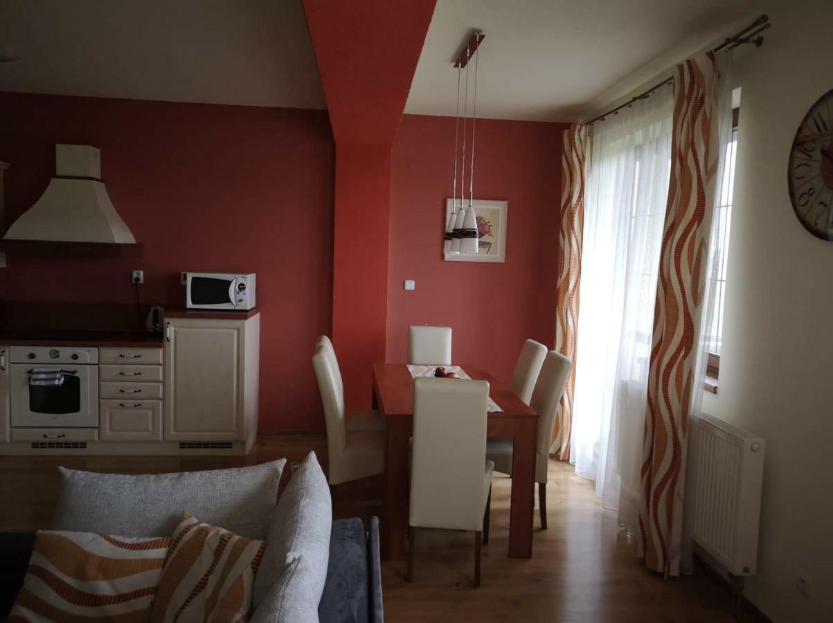 Apartman Velka Lomnica C7Ad2 Daire Dış mekan fotoğraf